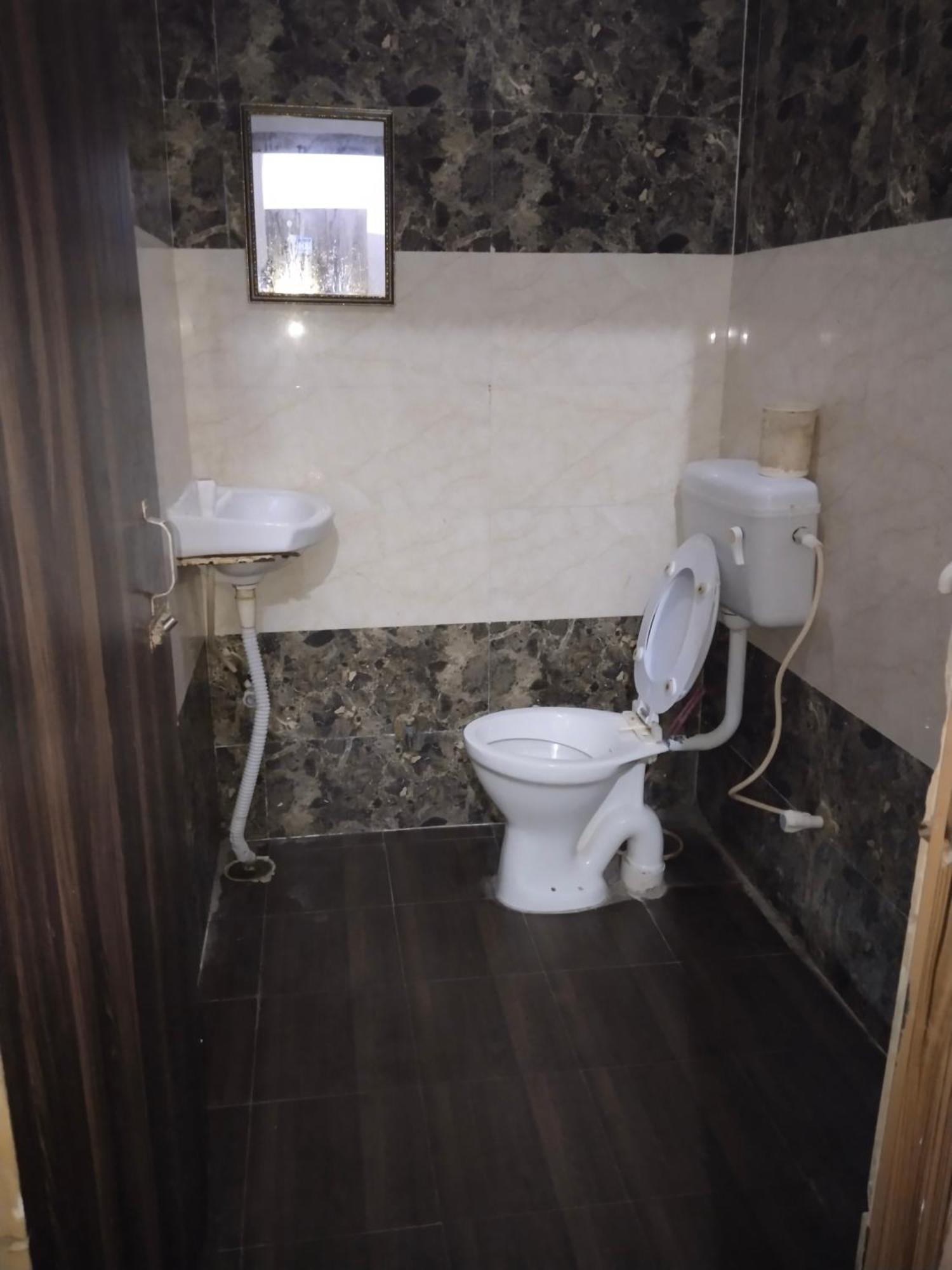 Balaji Homestay Mathura In Vrindavan Exterior photo